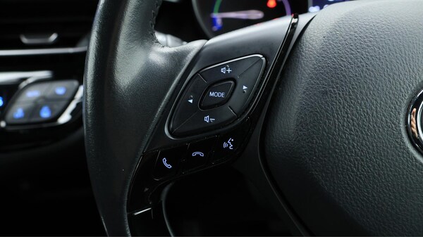 Used Toyota C-HR 2022 for sale - 76240178: Photo 25