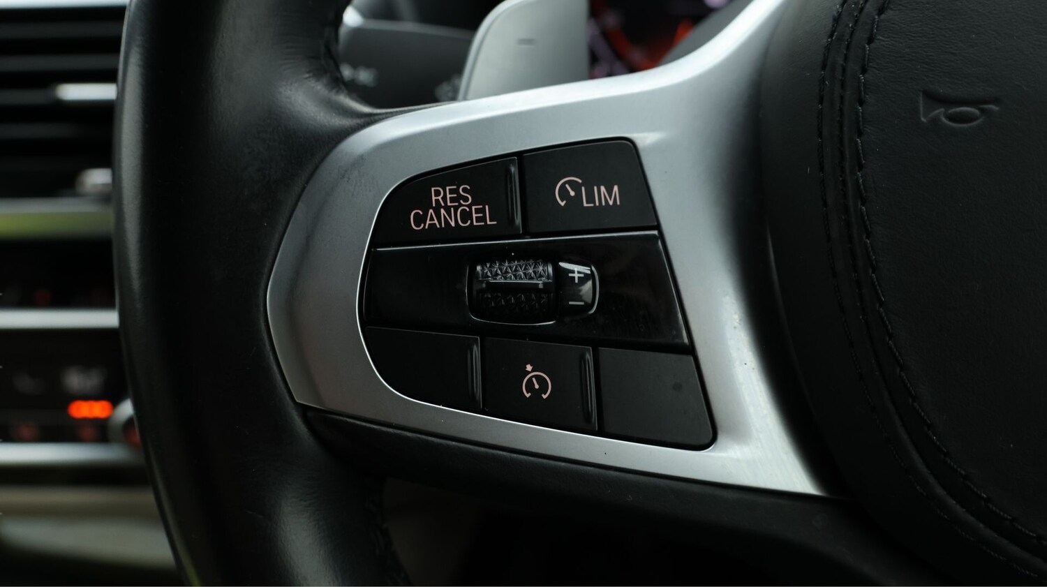 Used BMW X4 2020 for sale - 77270736: Photo 25