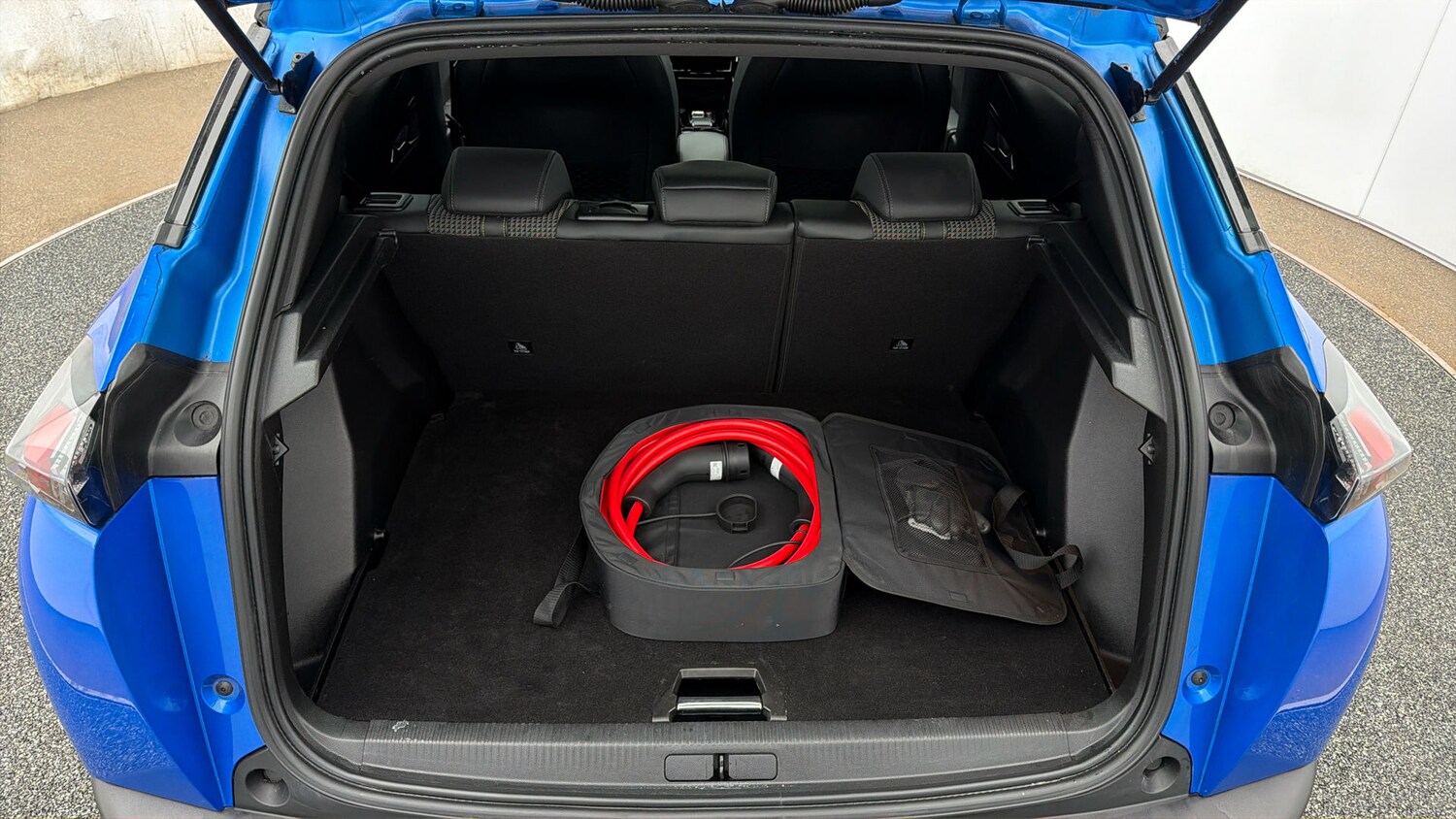 Used Peugeot E-2008 for sale - 78163063: Photo 16