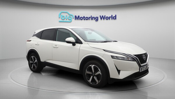 Used Nissan Qashqai 2022 for sale - 76246712: Photo 2