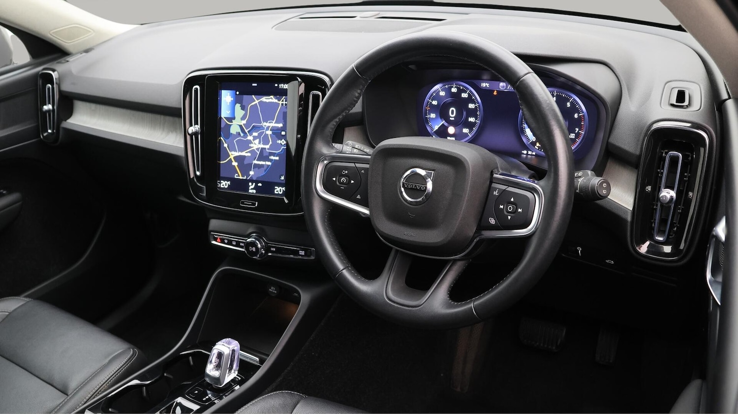 Used Volvo XC40 2020 for sale - 76370141: Photo 10