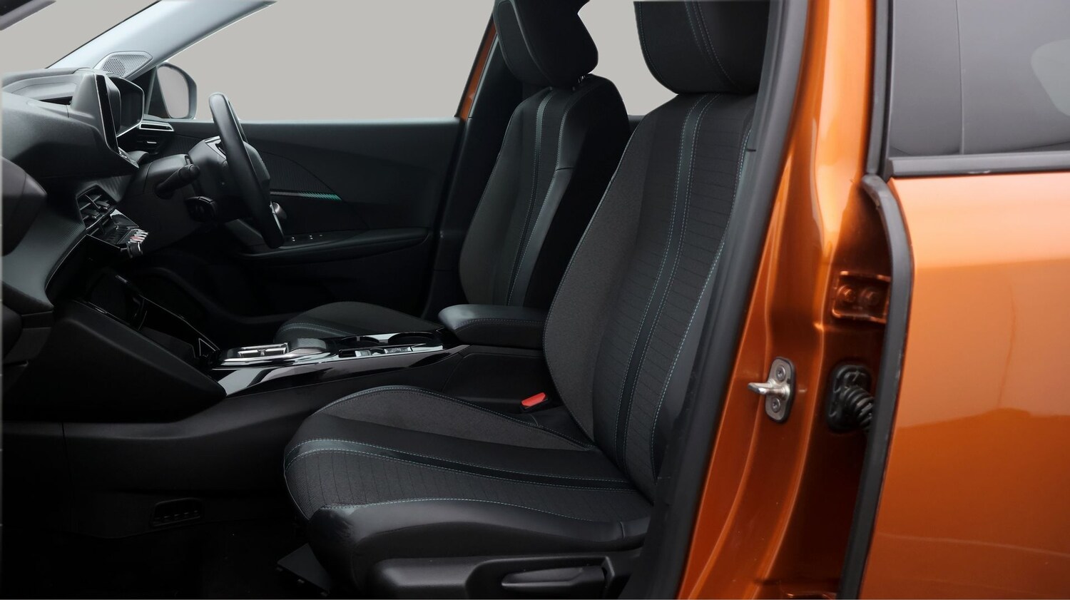 Used Peugeot 2008 2022 for sale - 77618696: Photo 14