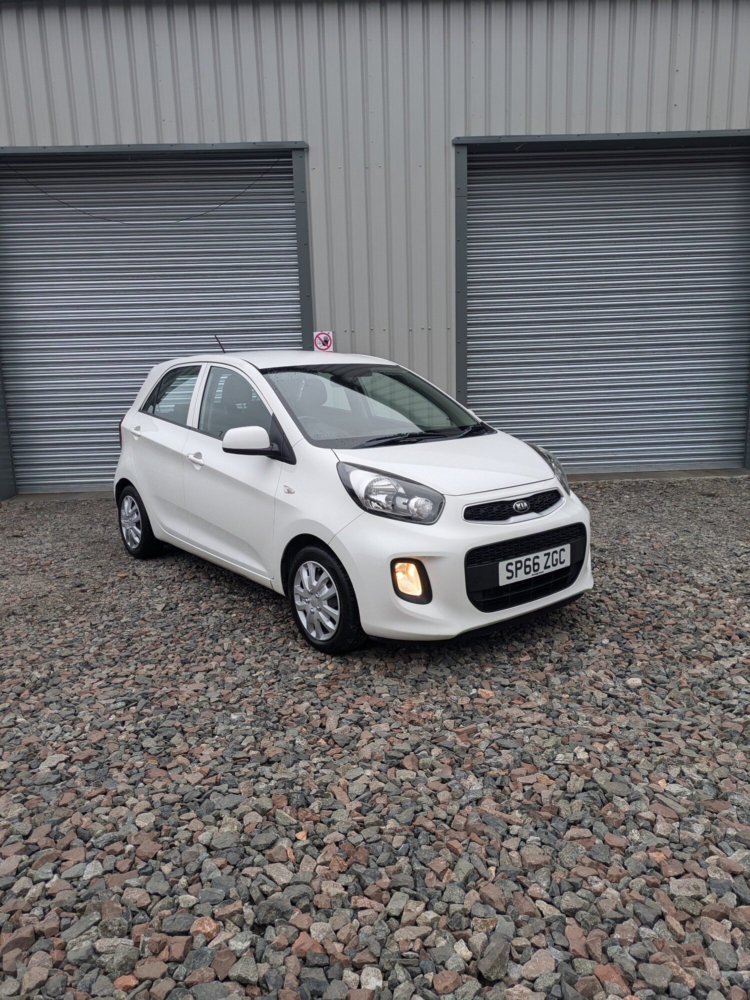 Used Kia Picanto 2016 for sale - 76181244: Photo 17