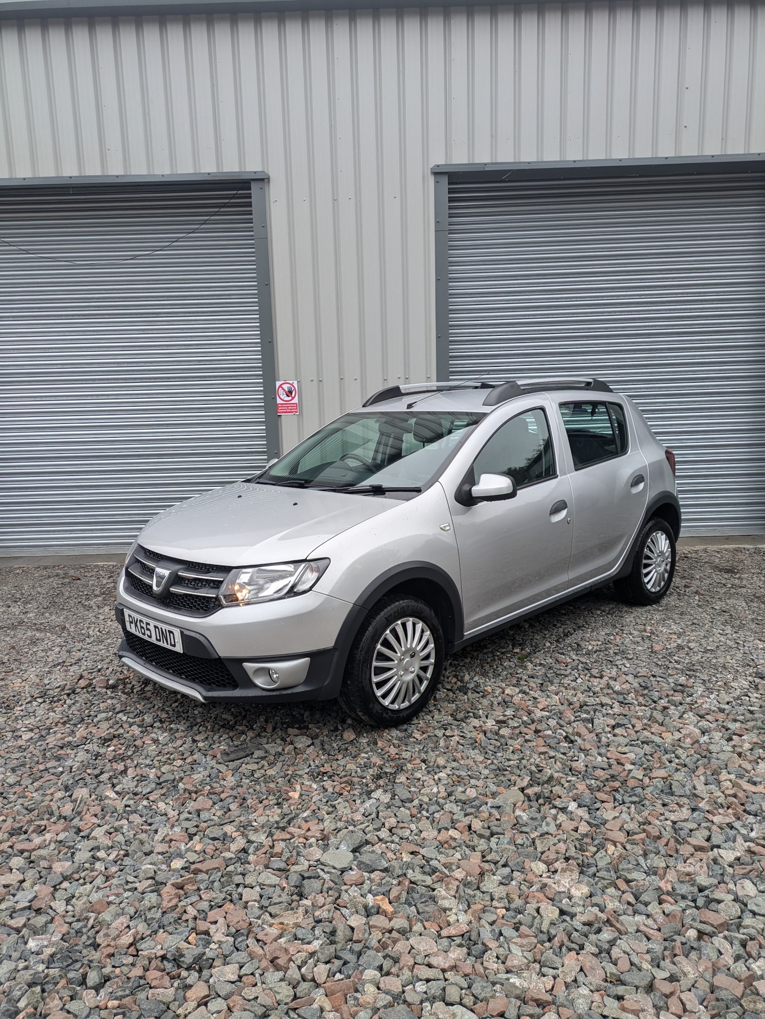 Used Dacia Sandero Stepway 2015 for sale - 76182415: Photo 3