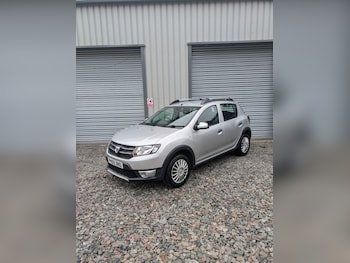 Used Dacia Sandero Stepway 2015 for sale - 76182415: Photo 3