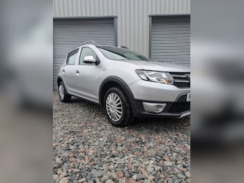 Used Dacia Sandero Stepway 2015 for sale - 76182415: Photo 4