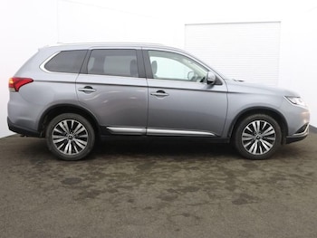 Used Mitsubishi Outlander 2020 for sale - 77493912: Photo