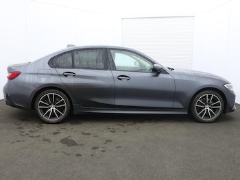 Used BMW 3 Series 2020 for sale - 77620837: Photo