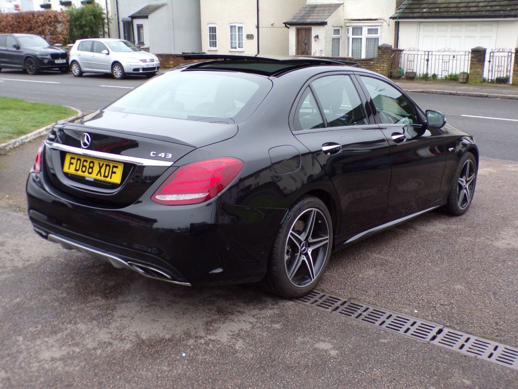 Used Mercedes-Benz C Class 2018 for sale - 77791911: Photo 11