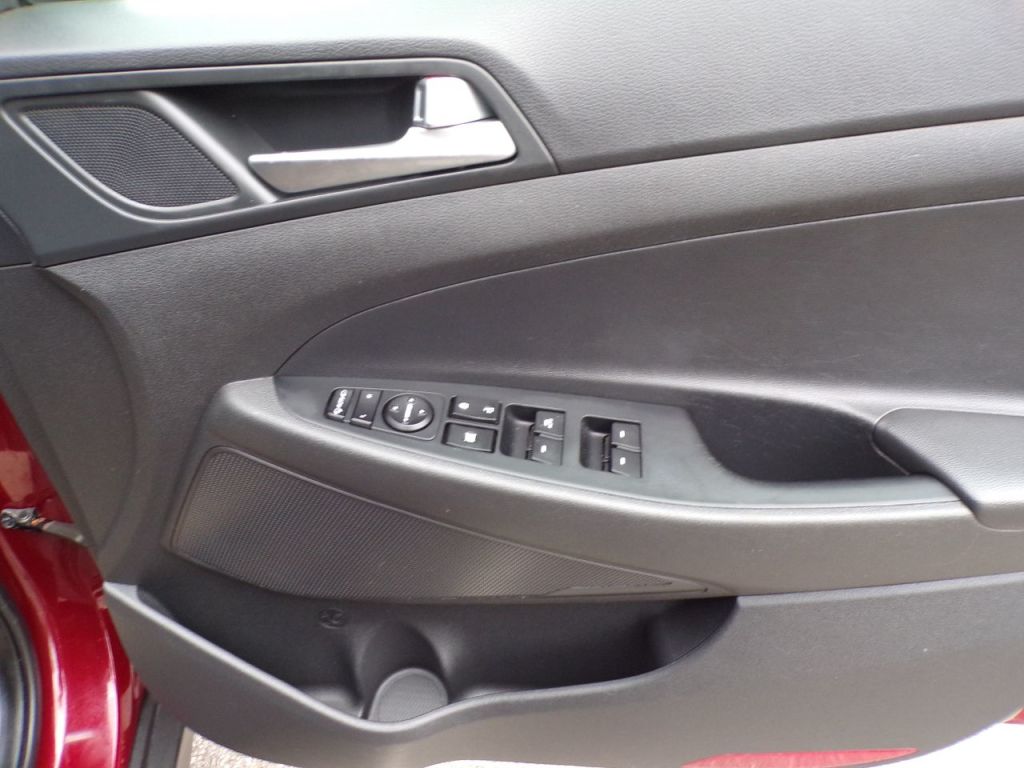 Used Hyundai TUCSON 2016 for sale - 77641919: Photo 22