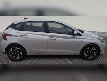 Used Hyundai i20 2023 for sale - 78190783: Photo