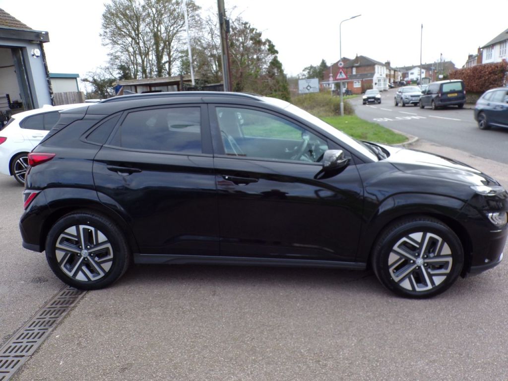 Used Hyundai KONA 2022 for sale - 77336618: Photo 9