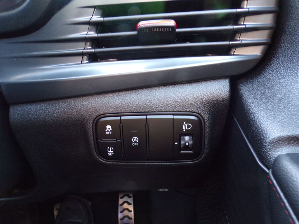 Used Hyundai i20 2023 for sale - 77368132: Photo 27