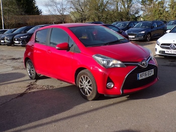 Used Toyota Yaris 2016 for sale - 77460088: Photo