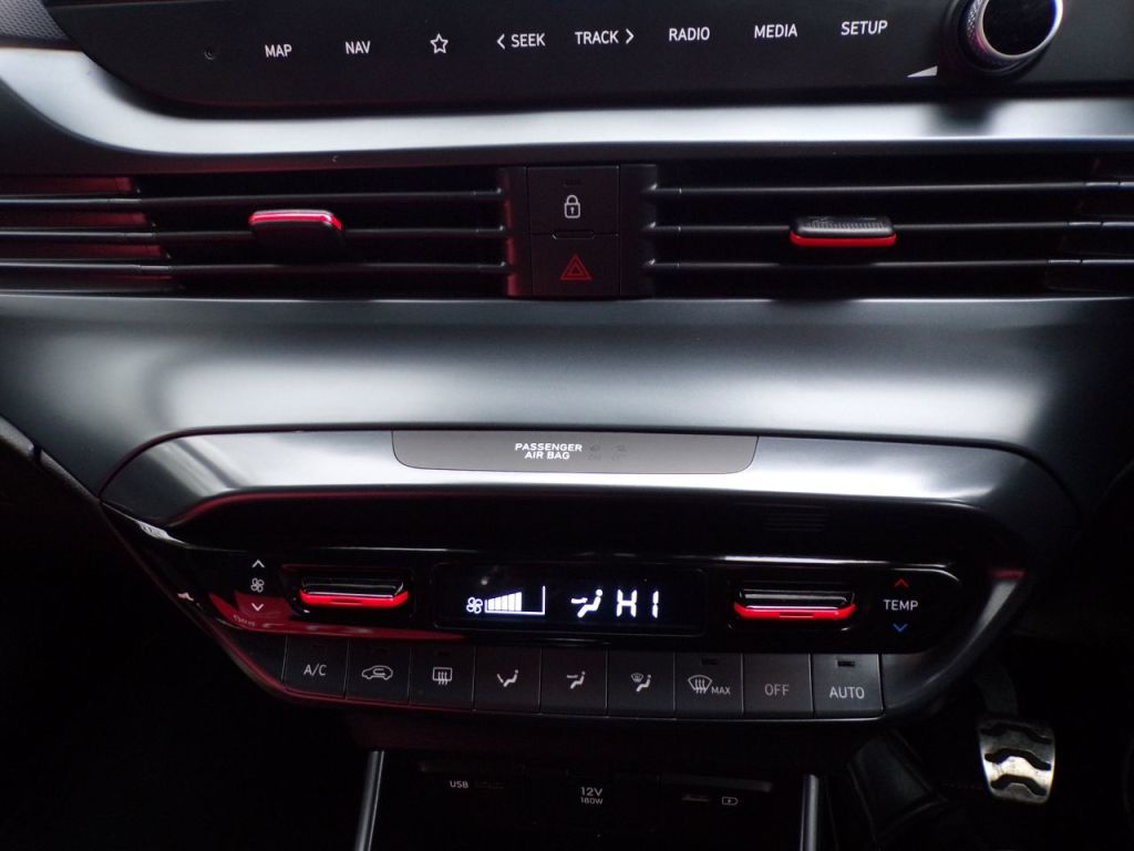 Used Hyundai i20 2023 for sale - 78002220: Photo 31