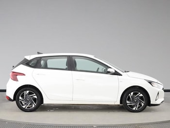 Used Hyundai i20 2022 for sale - 78110079: Photo