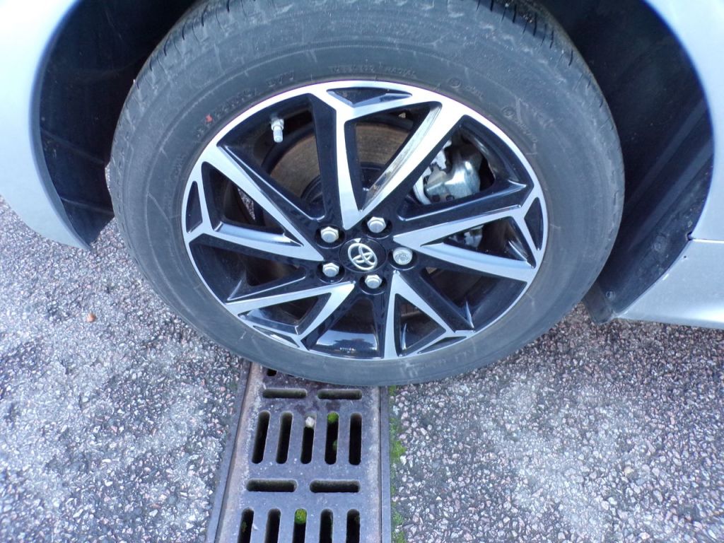 Used Toyota Yaris 2022 for sale - 77336560: Photo 10