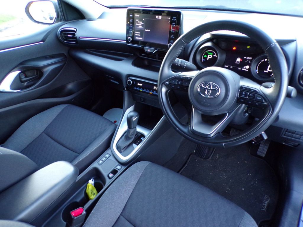 Used Toyota Yaris 2022 for sale - 77336560: Photo 16