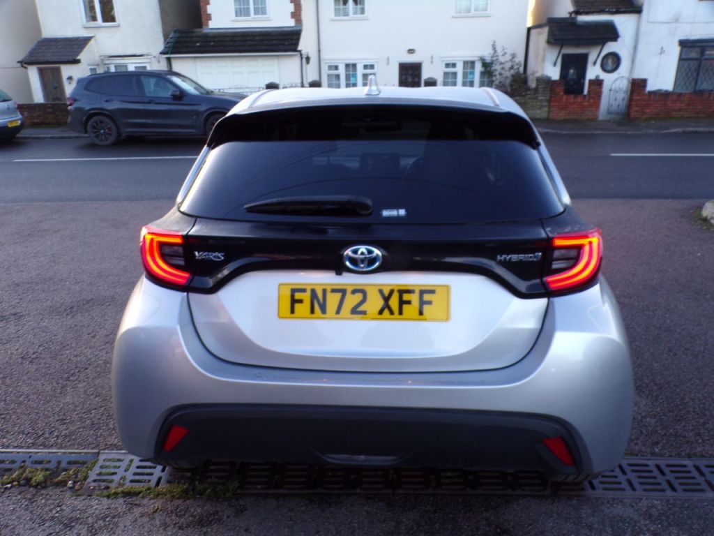 Used Toyota Yaris 2022 for sale - 77336560: Photo 7