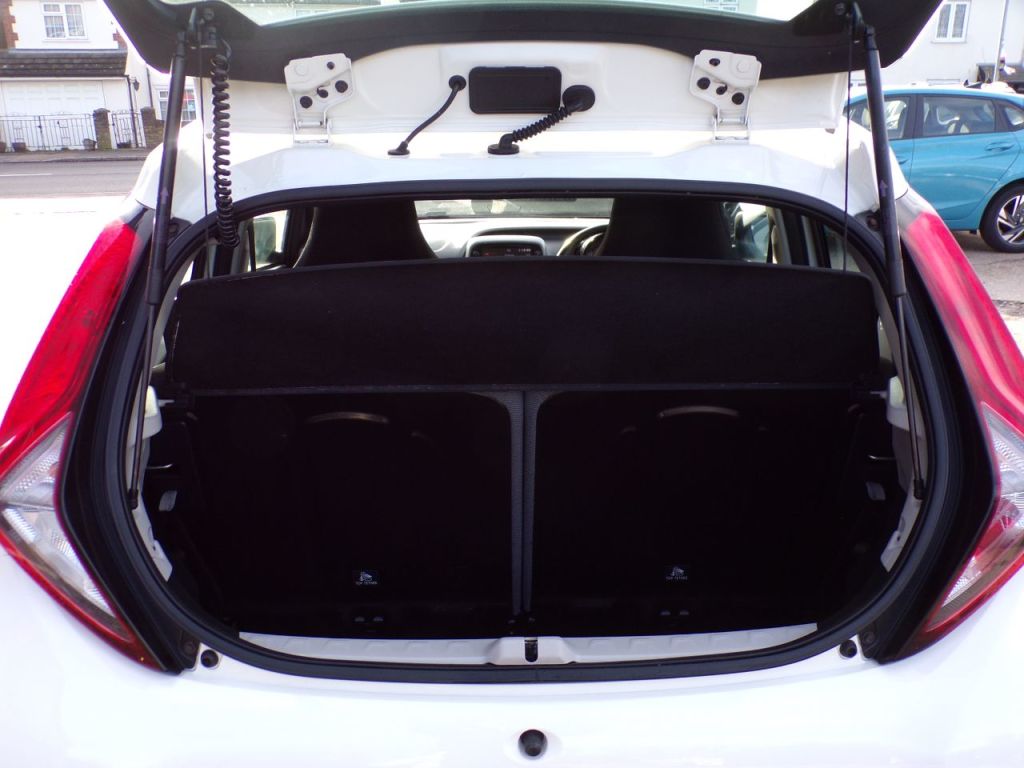 Used Toyota AYGO 2019 for sale - 77336579: Photo 13