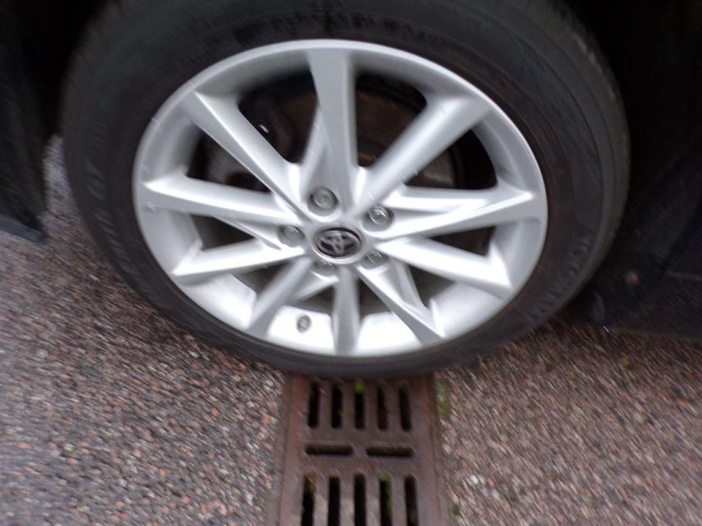 Used Toyota Prius+ 2020 for sale - 77336562: Photo 10