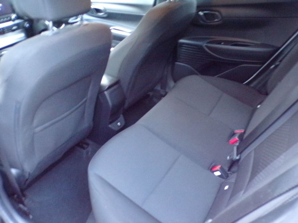 Used Hyundai i20 2023 for sale - 77336608: Photo 12