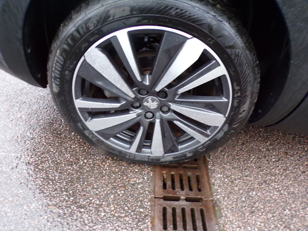 Used Peugeot 5008 2020 for sale - 77336617: Photo 10