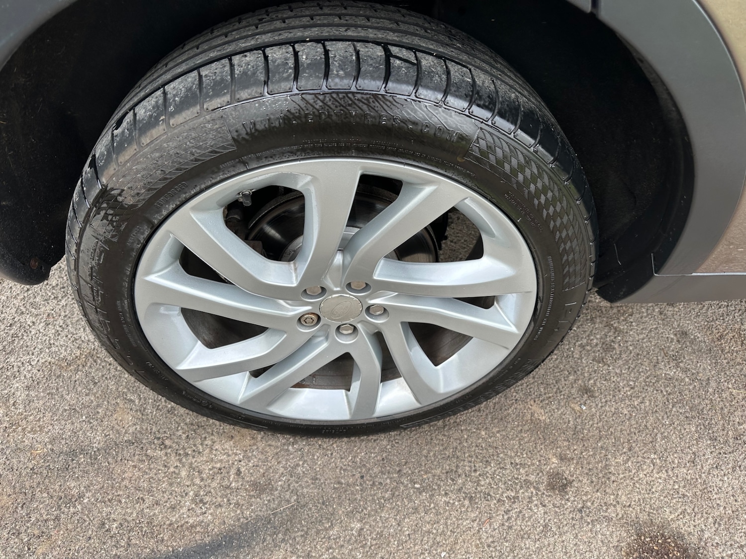 Used Land Rover Discovery Sport 2015 for sale - 76364023: Photo 12