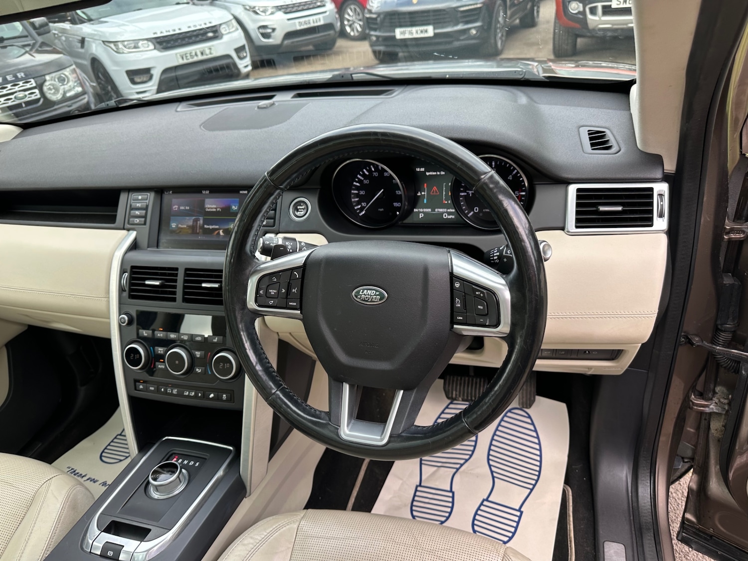 Used Land Rover Discovery Sport 2015 for sale - 76364023: Photo 16