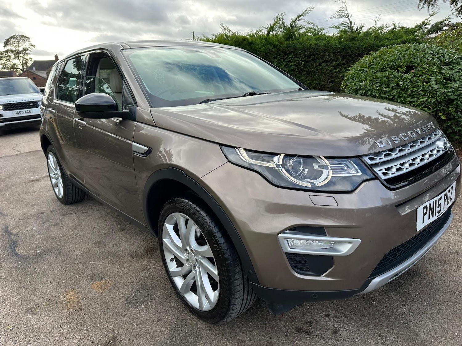 Used Land Rover Discovery Sport 2015 for sale - 76364023: Photo 3