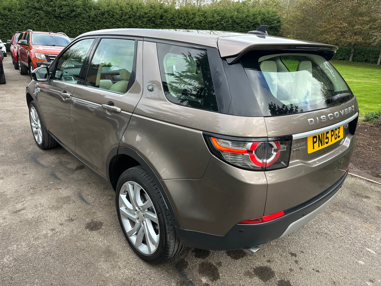Used Land Rover Discovery Sport 2015 for sale - 76364023: Photo 9