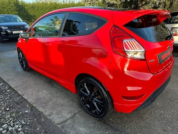 Used Ford Fiesta 2017 for sale - 79697097: Photo