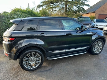 Used Land Rover Range Rover Evoque 2011 for sale - 76736599: Photo