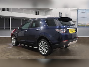 Used Land Rover Discovery Sport 2016 for sale - 77778951: Photo