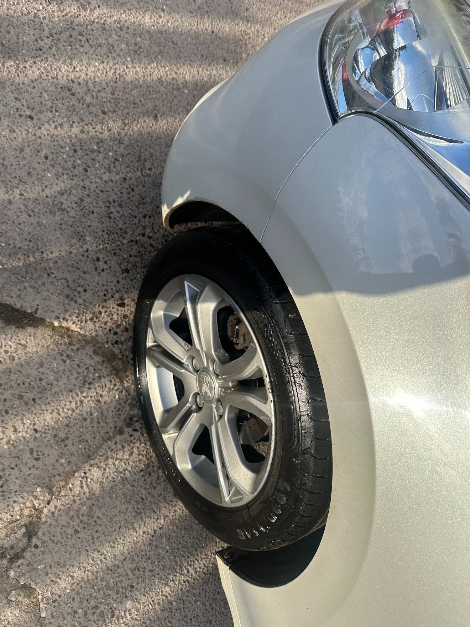 Used Peugeot 208 2015 for sale - 77836735: Photo 10