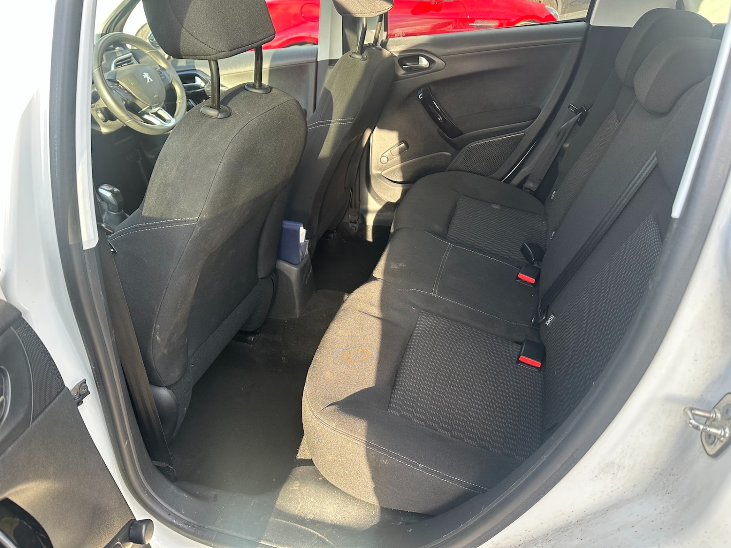 Used Peugeot 208 2015 for sale - 77836735: Photo 12