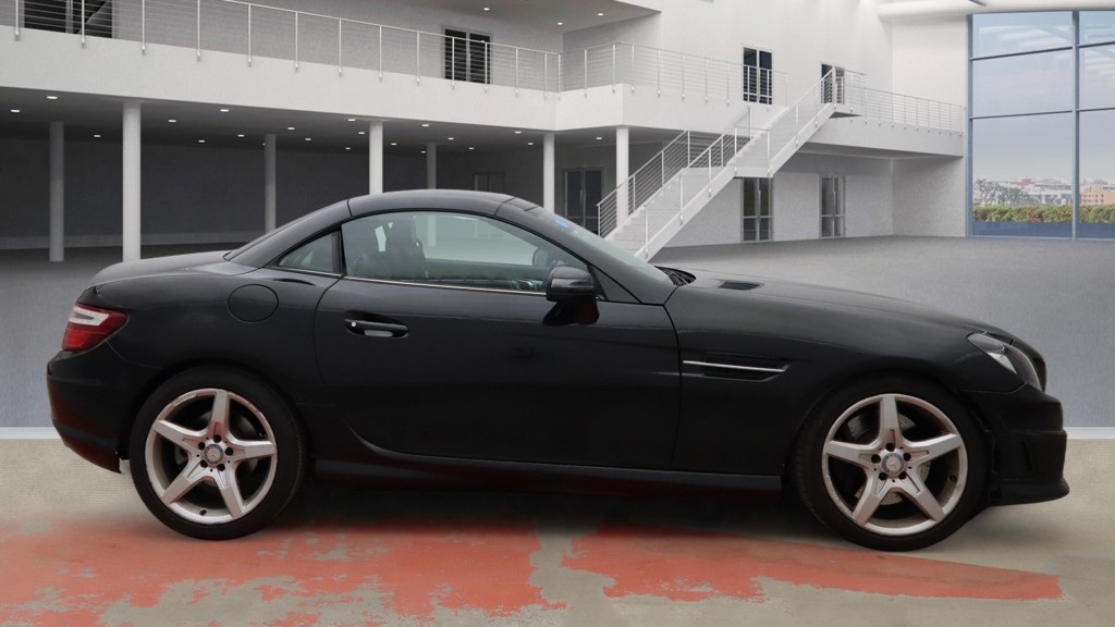 Used Mercedes-Benz SLK 2013 for sale - 77731139: Photo 5