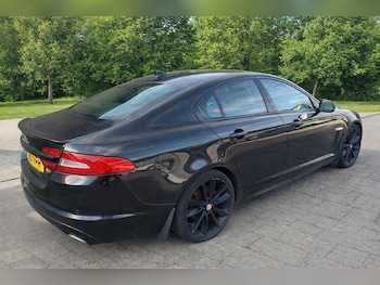 Used Jaguar XF 2015 for sale - 76984216: Photo