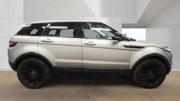 Used Land Rover Range Rover Evoque 2011 for sale - 78206323: Photo 7