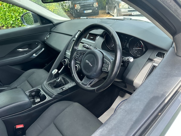 Used Jaguar E-Pace 2018 for sale - 73908482: Photo 11