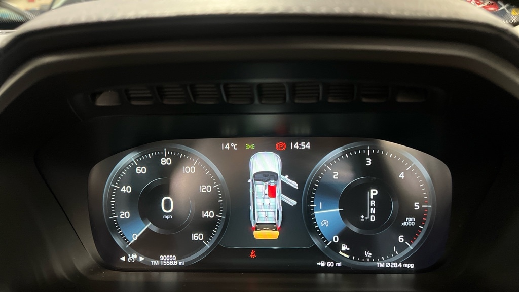 Used Volvo XC90 2017 for sale - 76799604: Photo 17