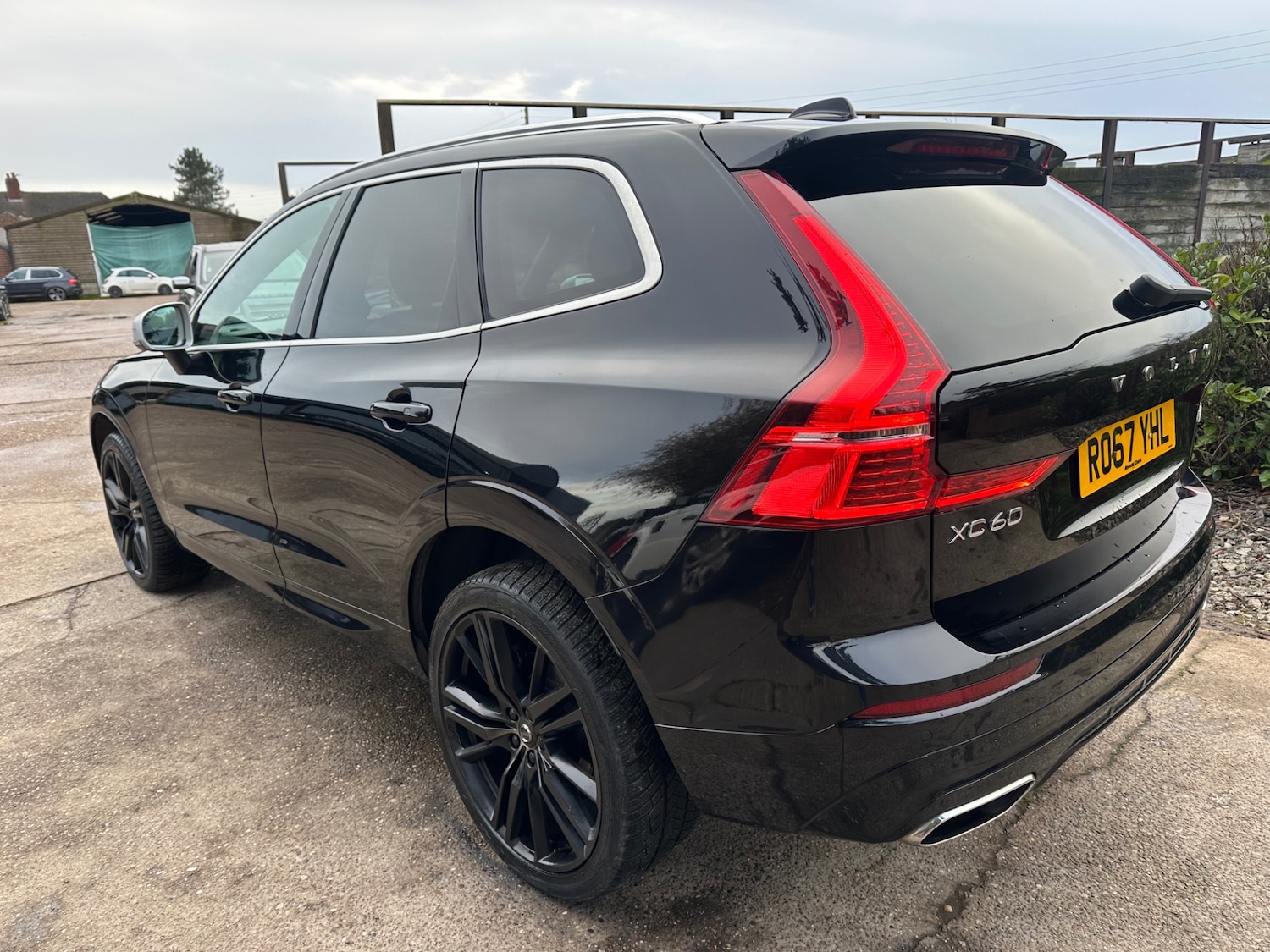 Used Volvo XC60 2017 for sale - 76799525: Photo 5