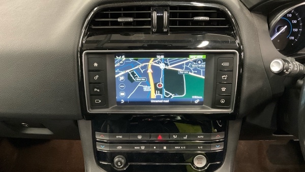 Used Jaguar F-Pace 2017 for sale - 76895010: Photo 11