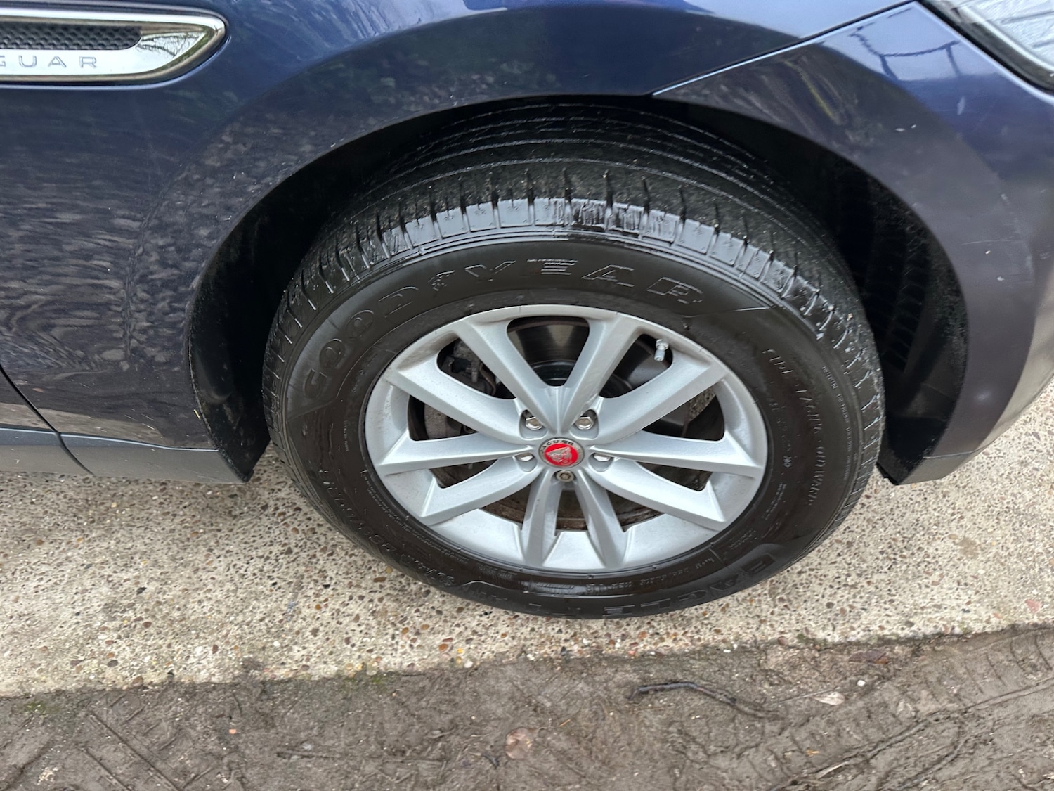 Used Jaguar F-Pace 2017 for sale - 76895010: Photo 18