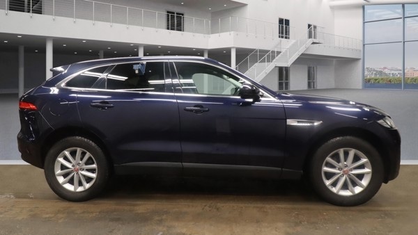 Used Jaguar F-Pace 2017 for sale - 76895010: Photo 6
