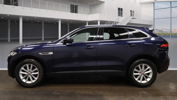 Used Jaguar F-Pace 2017 for sale - 76895010: Photo 7