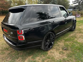 Used Land Rover Range Rover 2019 for sale - 79696967: Photo