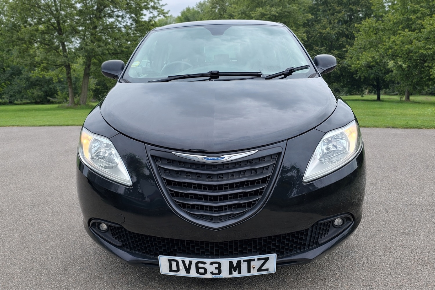 Used Chrysler Ypsilon 2013 for sale - 77801855: Photo 2
