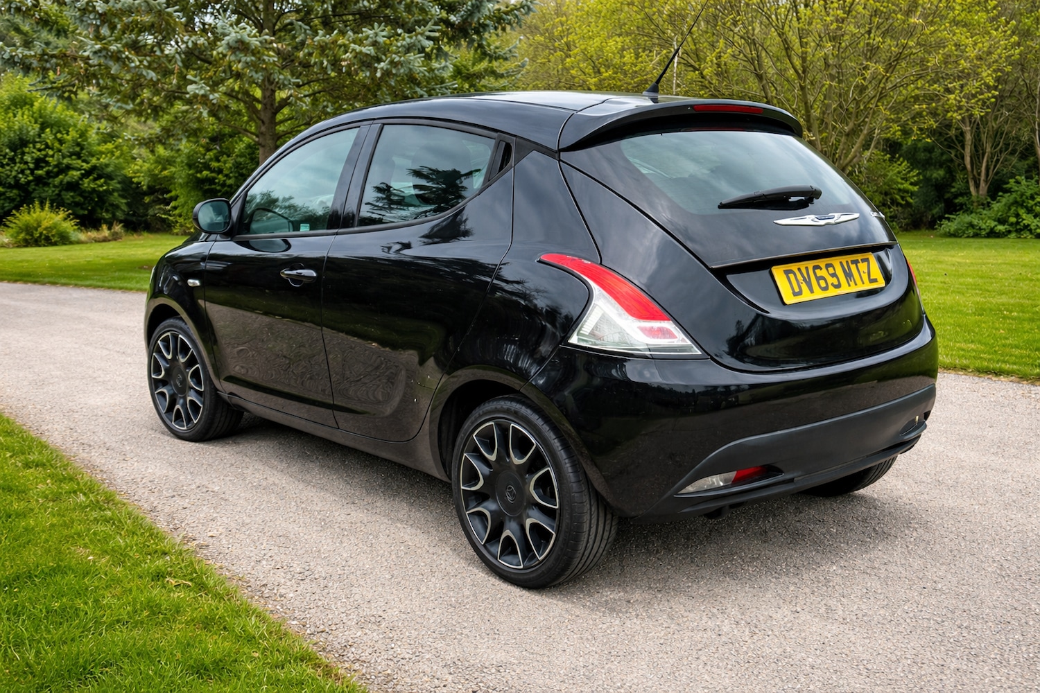 Used Chrysler Ypsilon 2013 for sale - 77801855: Photo 4