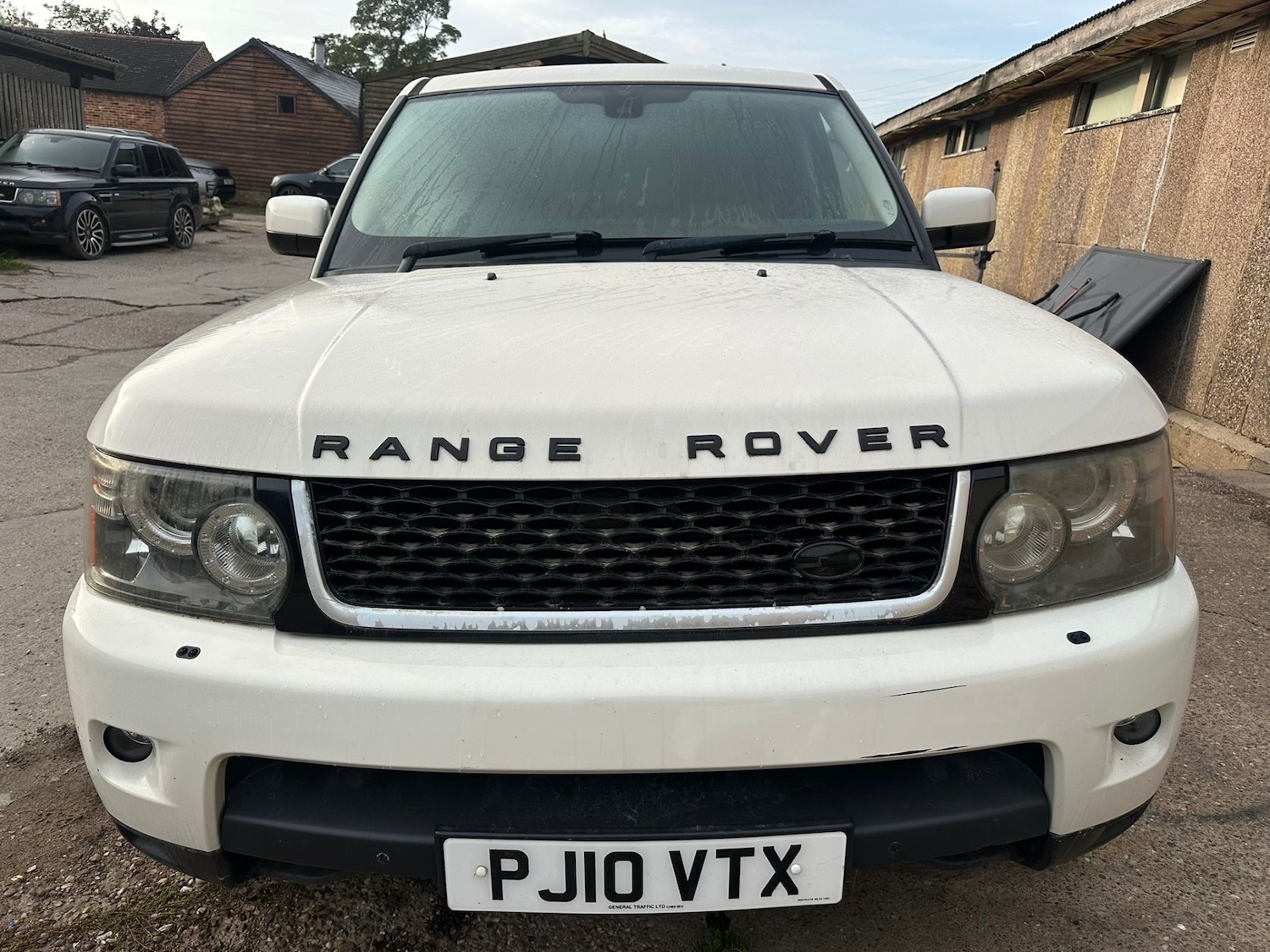 Used Land Rover Range Rover Sport 2010 for sale - 76176616: Photo 2